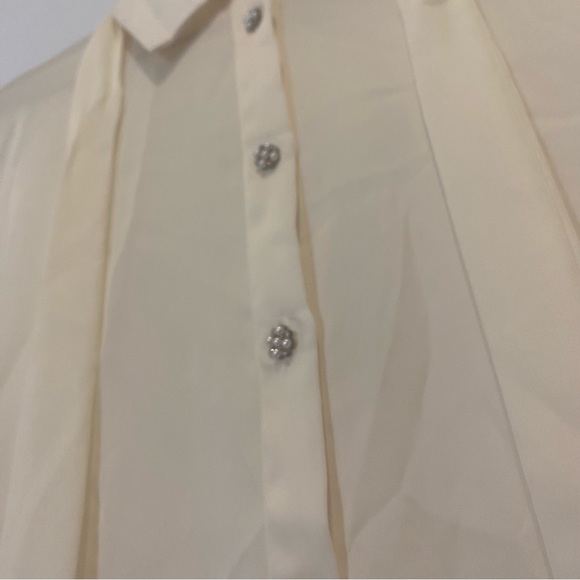 NWT Zara Silk Like Cream Button Up Blouse Women’s Large Jeweled Pearl Buttons - Picture 8 of 9